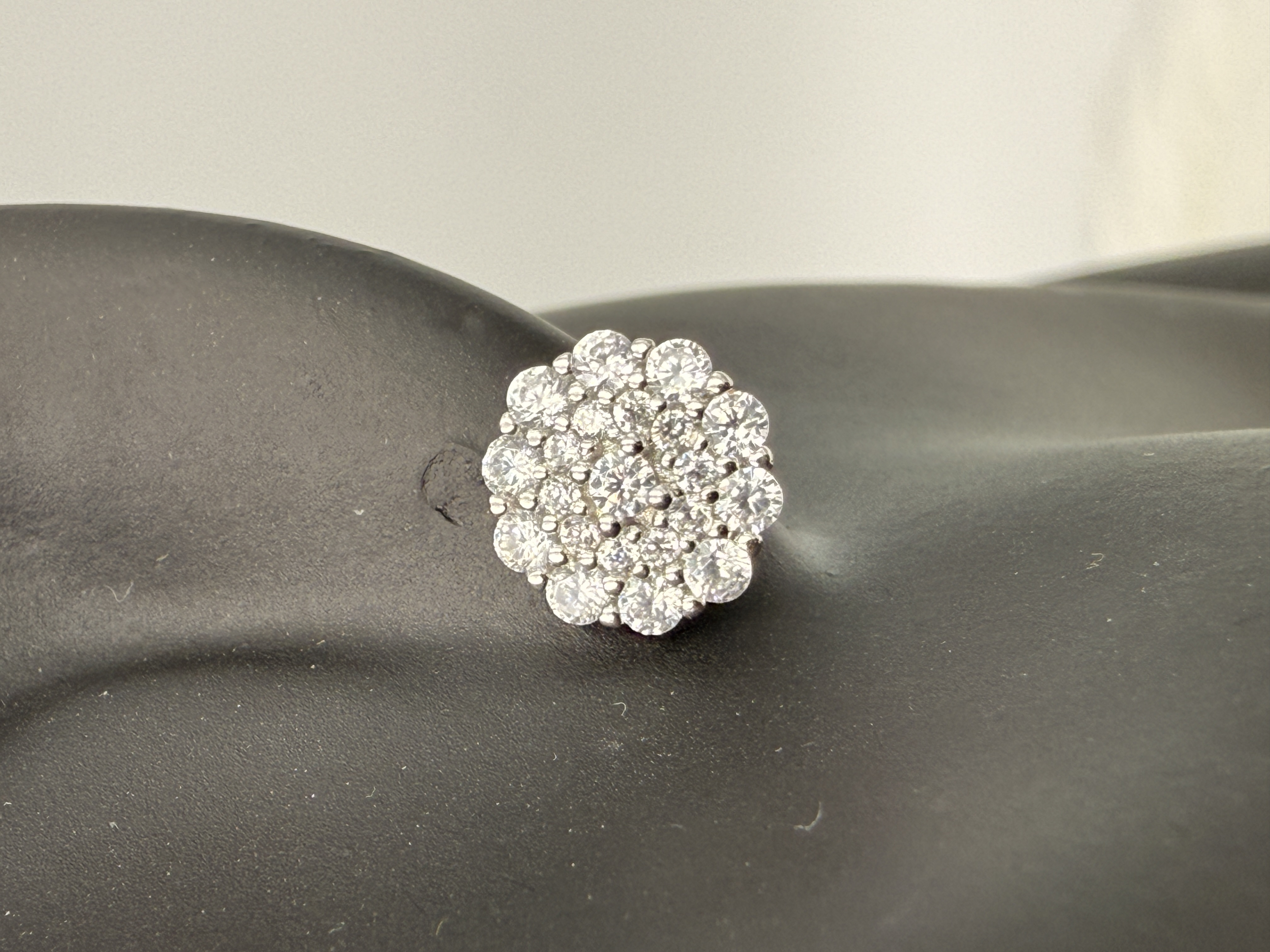 Silver Blossom Shine - View 2