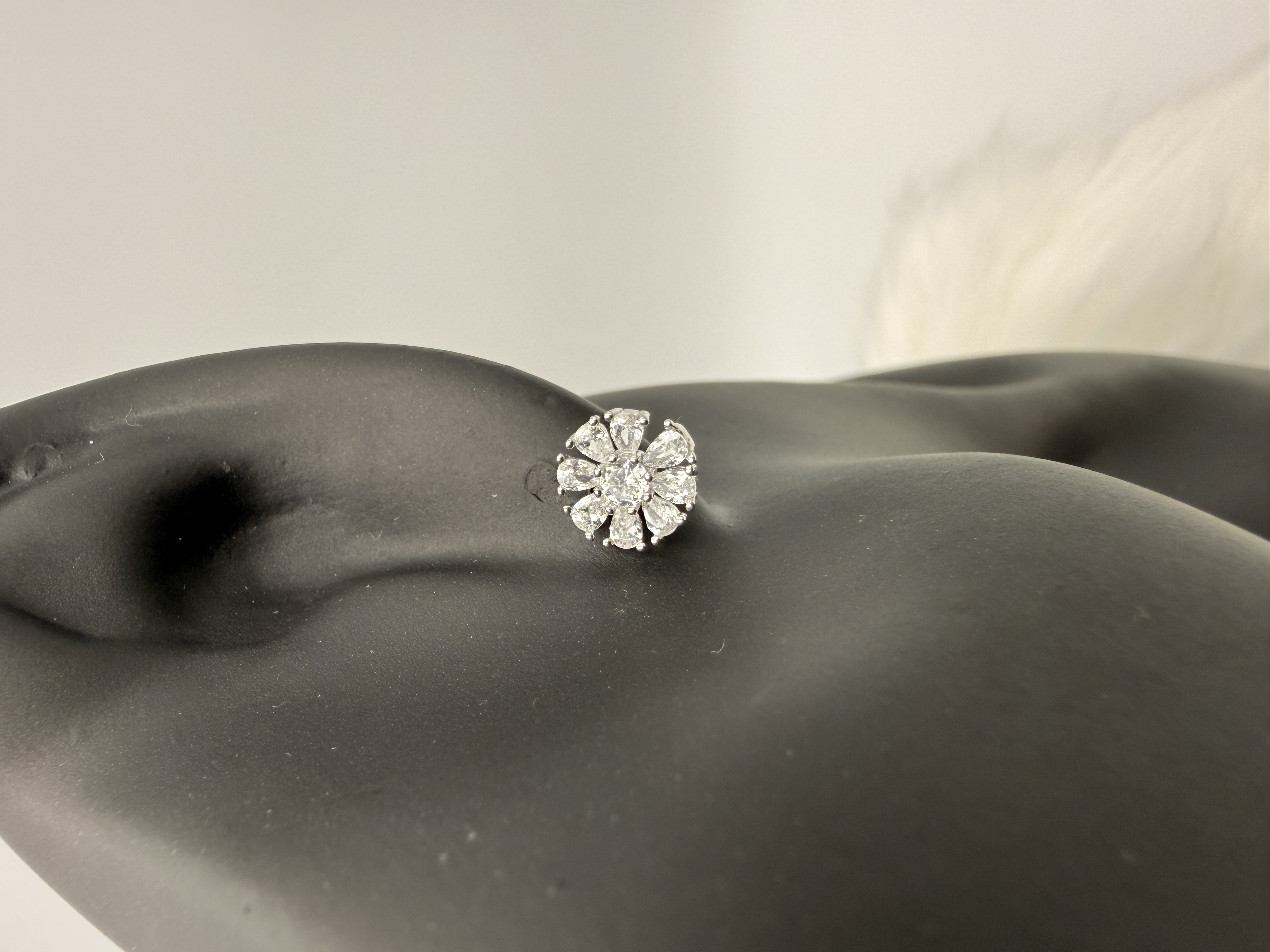 Brilliant Solitaire Spark