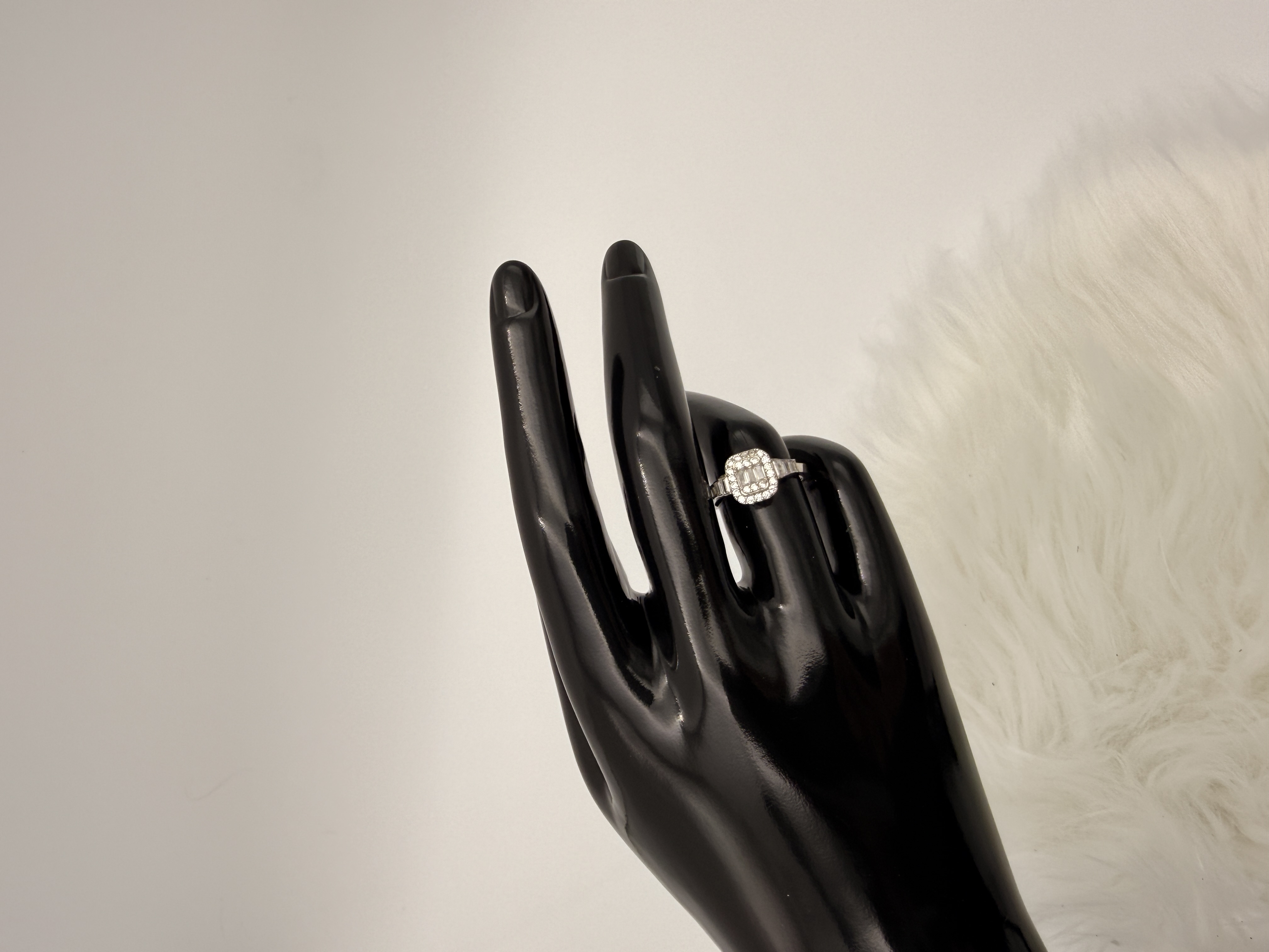 Milano Luxe - View 2